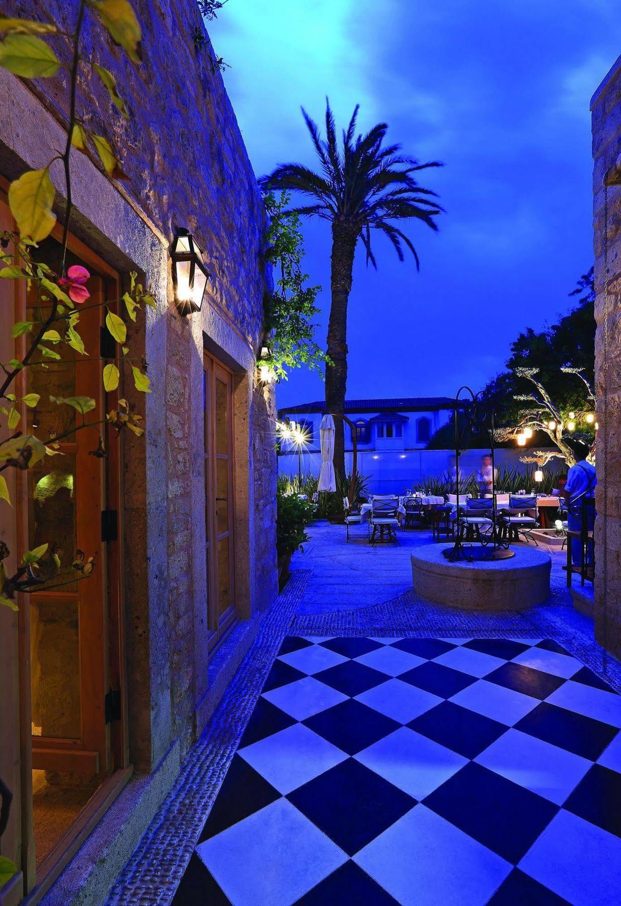 1850 Hotel Kemalpasa Alaçatı Buitenkant foto